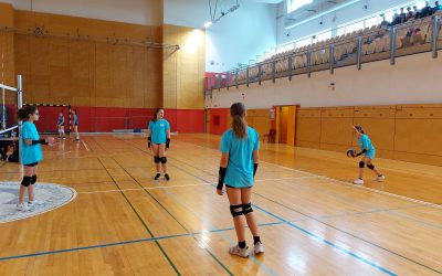 Prvo mesto v mali odbojki