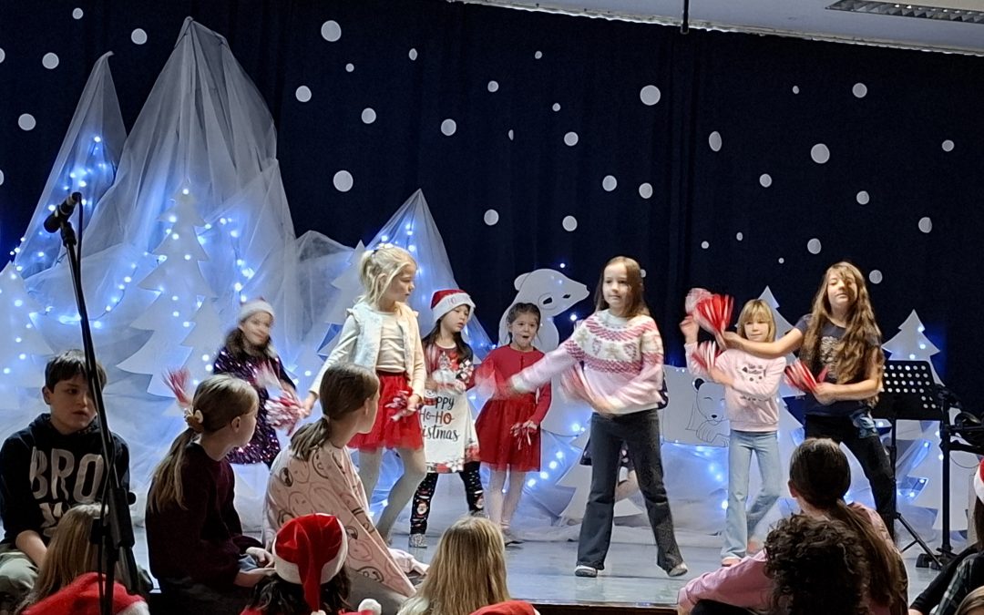 Prireditev pred božično-novoletnimi prazniki