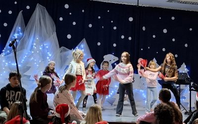 Prireditev pred božično-novoletnimi prazniki