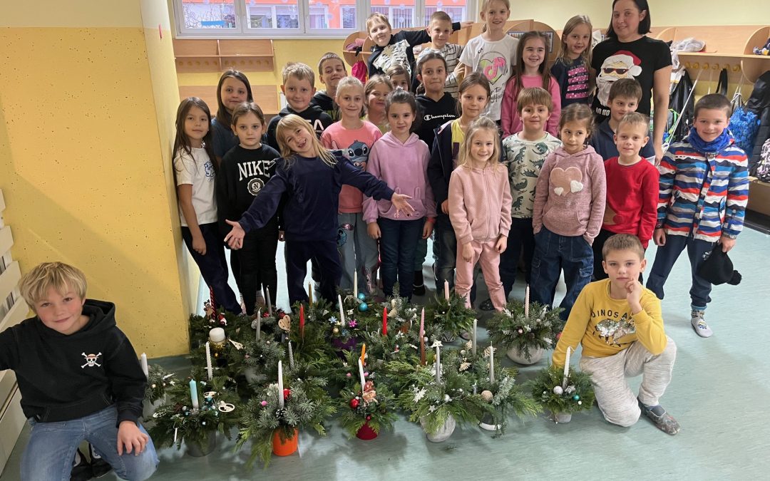 Praznično ustvarjanje pri interesni dejavnosti Vrt in rastline